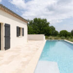 Gîte Garniac - Vue gîte et bassin de nage